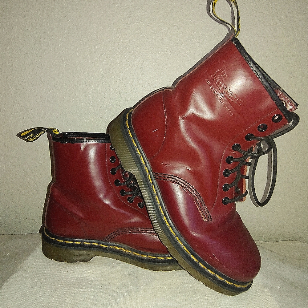 Cant fit them. Gift from friend